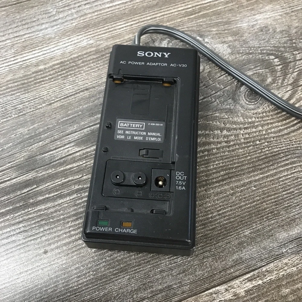 Genuine OEM Sony AC-V30 Power Adapter‎ Battery Charger HandyCam Camcorder